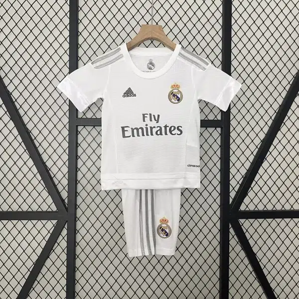 Real Madrid 2015/16 - Local - Infantil - Retro