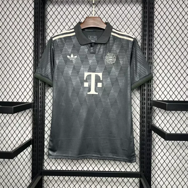 Bayern Munchen 2024/25 - Oktoberfest - Aficionado - Hombre